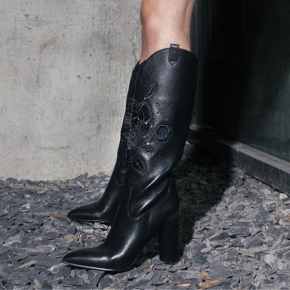 Daniel X Diamond Women's Acadia Embroidered Western Boots